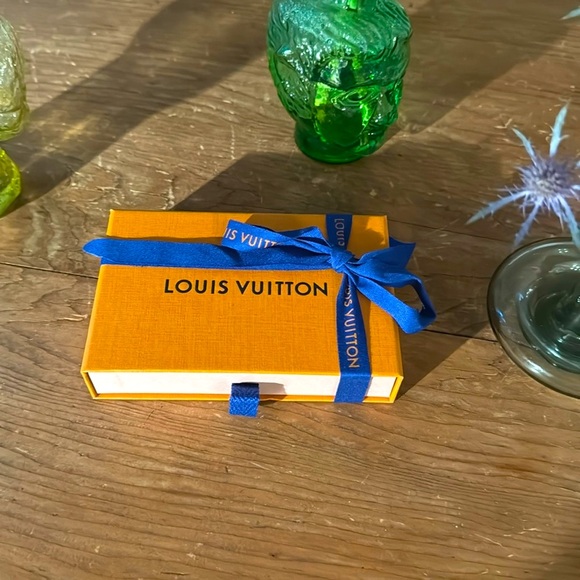 LV limited edition Card holder - Picture 4 of 6